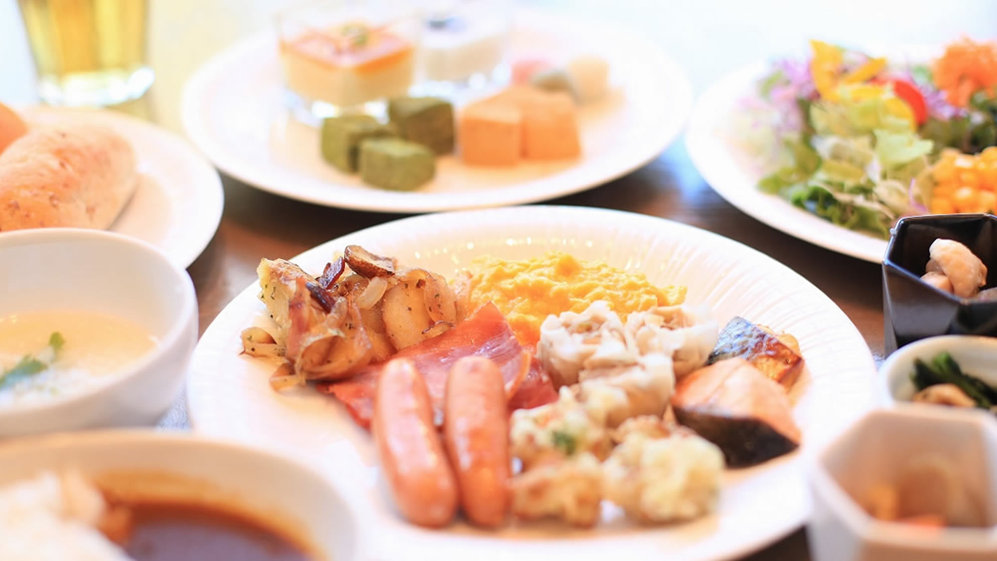 【楽天月末セール】京都のおばんざいを豊富に揃えたホテル自慢の手づくりビュッフェ♪〈朝食付〉