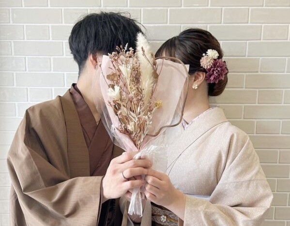 【着物/浴衣で京都散策】【カップル・女子旅】お好きな着物/浴衣をプロが着付けて京都散策♪