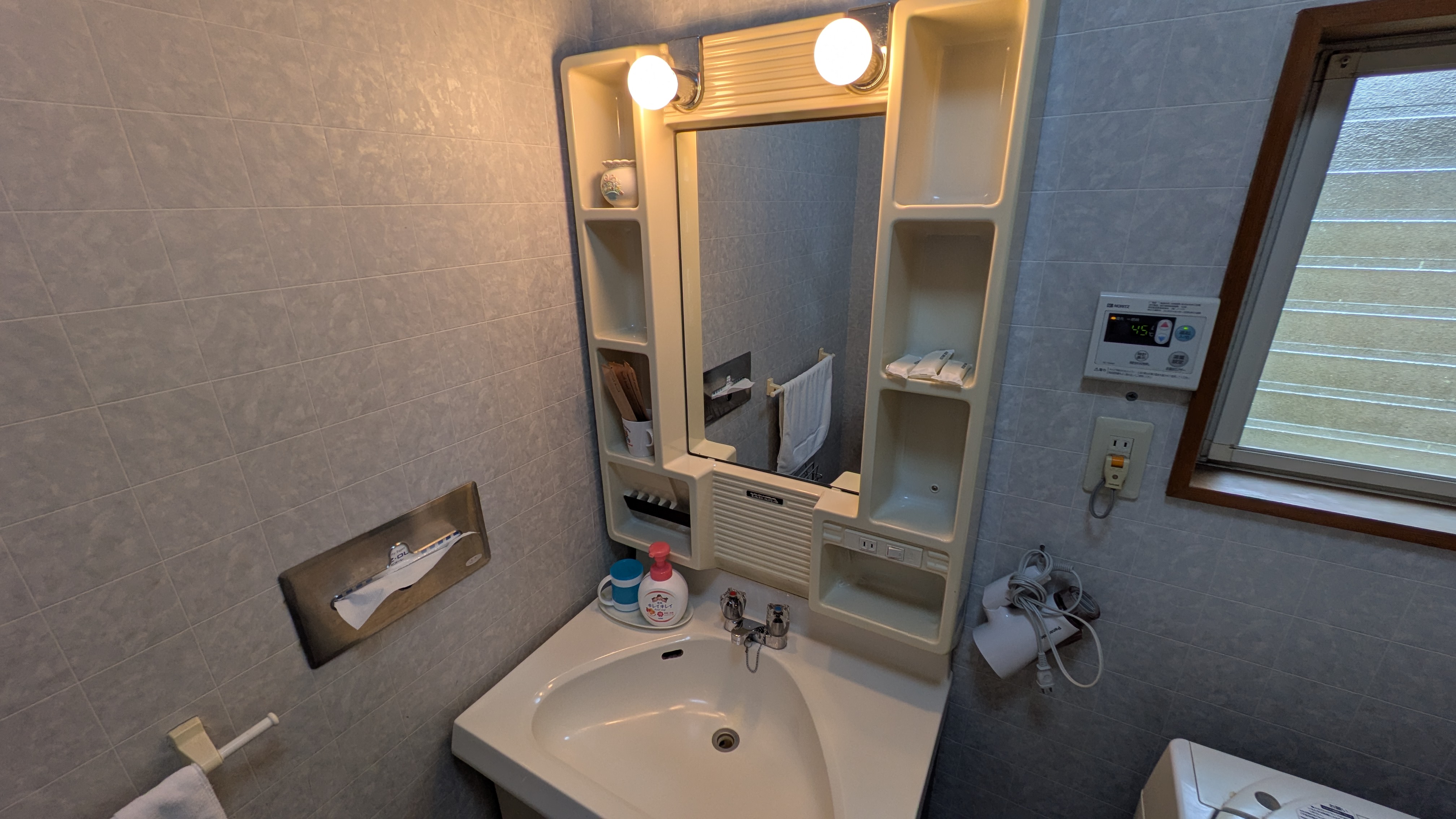 B棟　洗面台