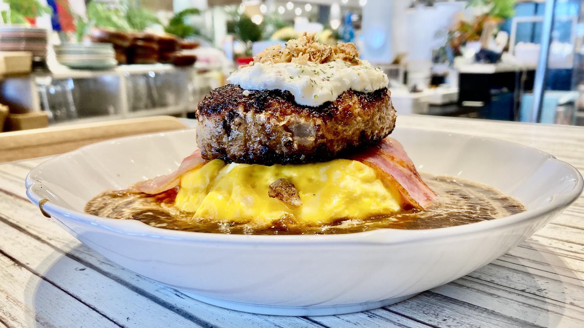 【1泊2食付】ハワイアンスタイルレストランメニューから選ぶプラン　お得な￥3000-分のお食事付き！