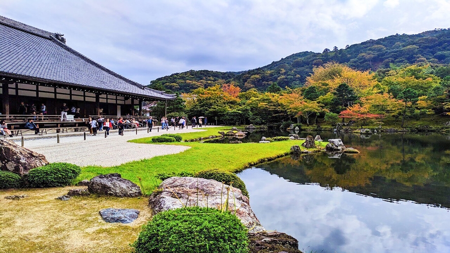 【天龍寺】京都駅よりJR山陰本線「嵯峨嵐山駅」下車 徒歩約13分