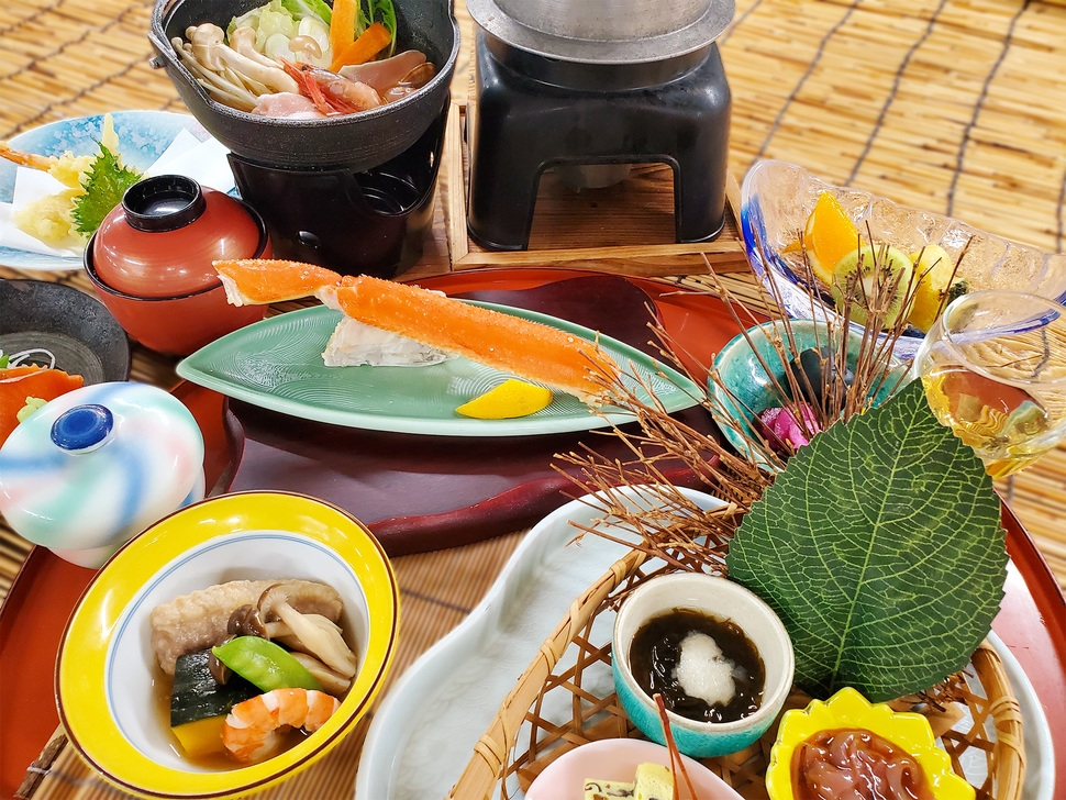 1泊2食和食膳プラン(個室食事処・90分無料飲み放題付)