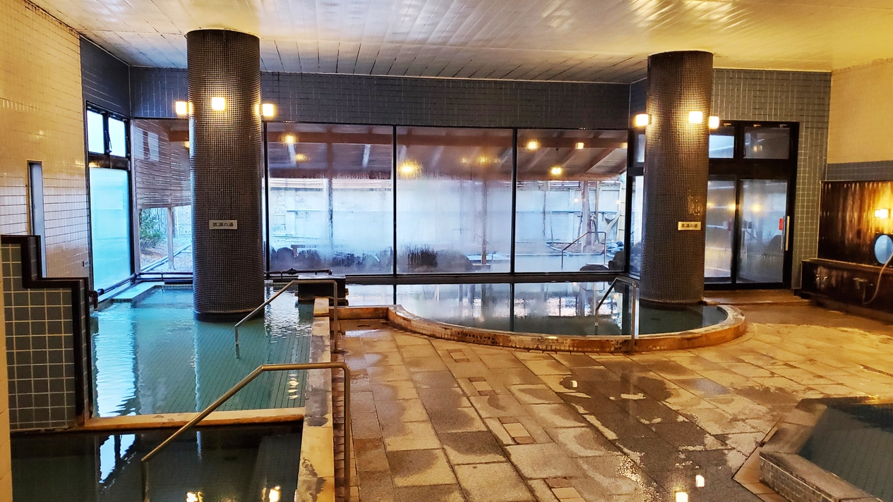 【期間限定！蟹食べ放題付】1泊2食バイキングプラン(90分無料飲み放題付)