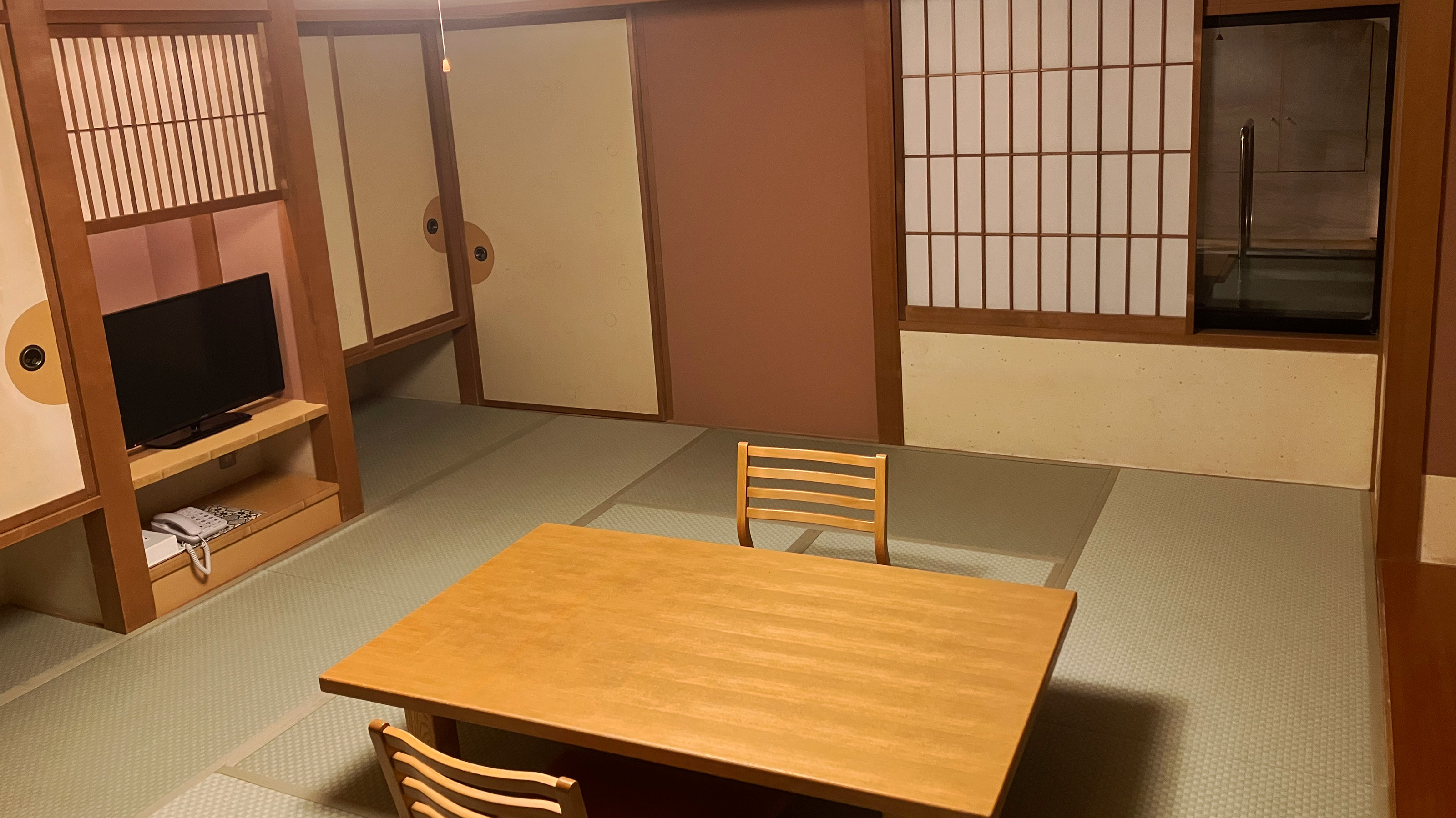 中庭側露天