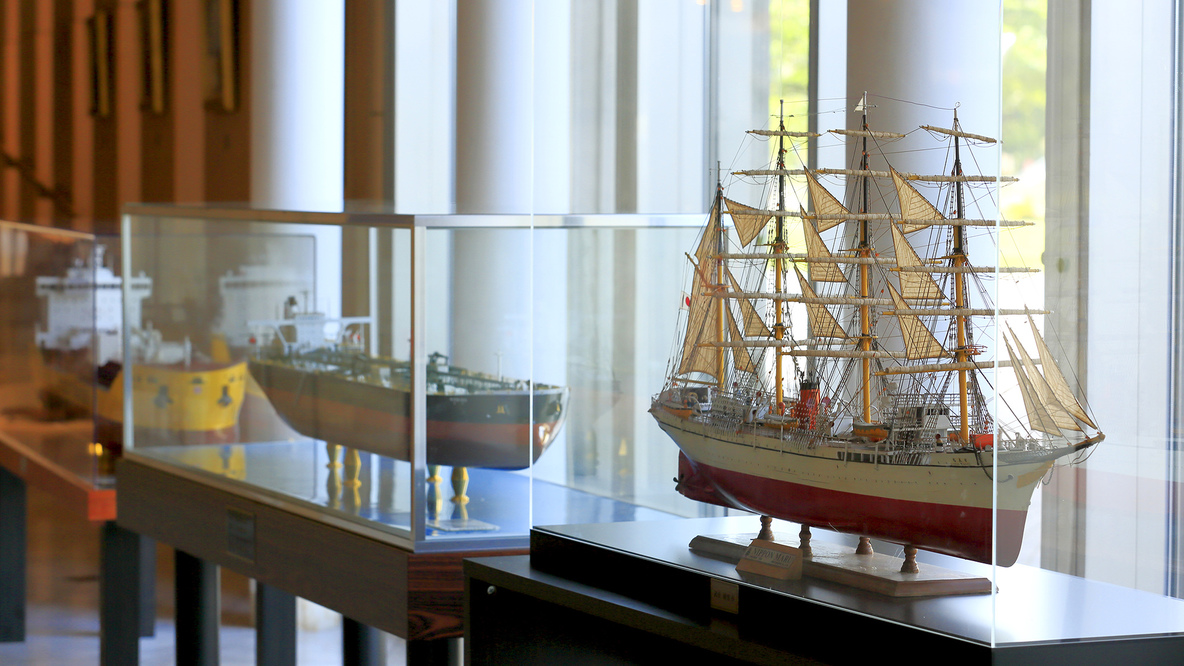 ［バーラウンジ利用：素泊まり］こだわりの「オリジナルカクテル」とともに、大人だけのくつろぎの夜を。