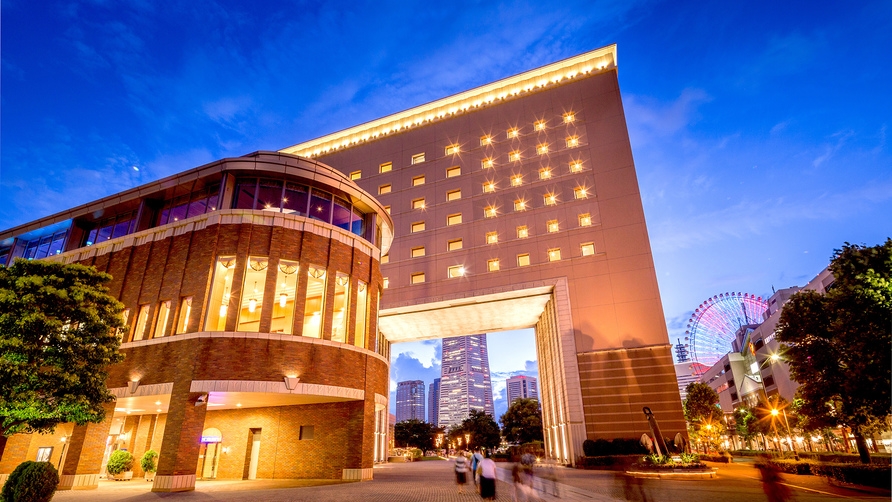 【横浜満喫：朝食付】赤レンガ倉庫で使える【1，000円クーポン】＋ゆったり【レイトアウト11時】