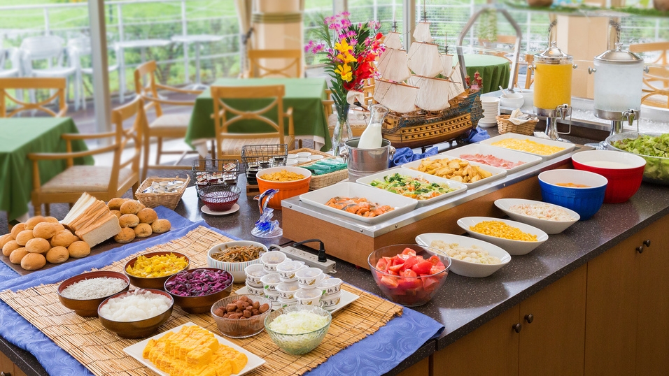 【横浜満喫：朝食付】赤レンガ倉庫で使える【1，000円クーポン】＋ゆったり【レイトアウト11時】