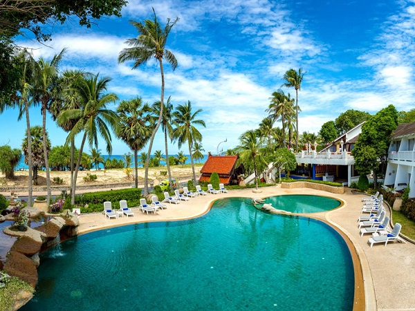 ビーチフロント