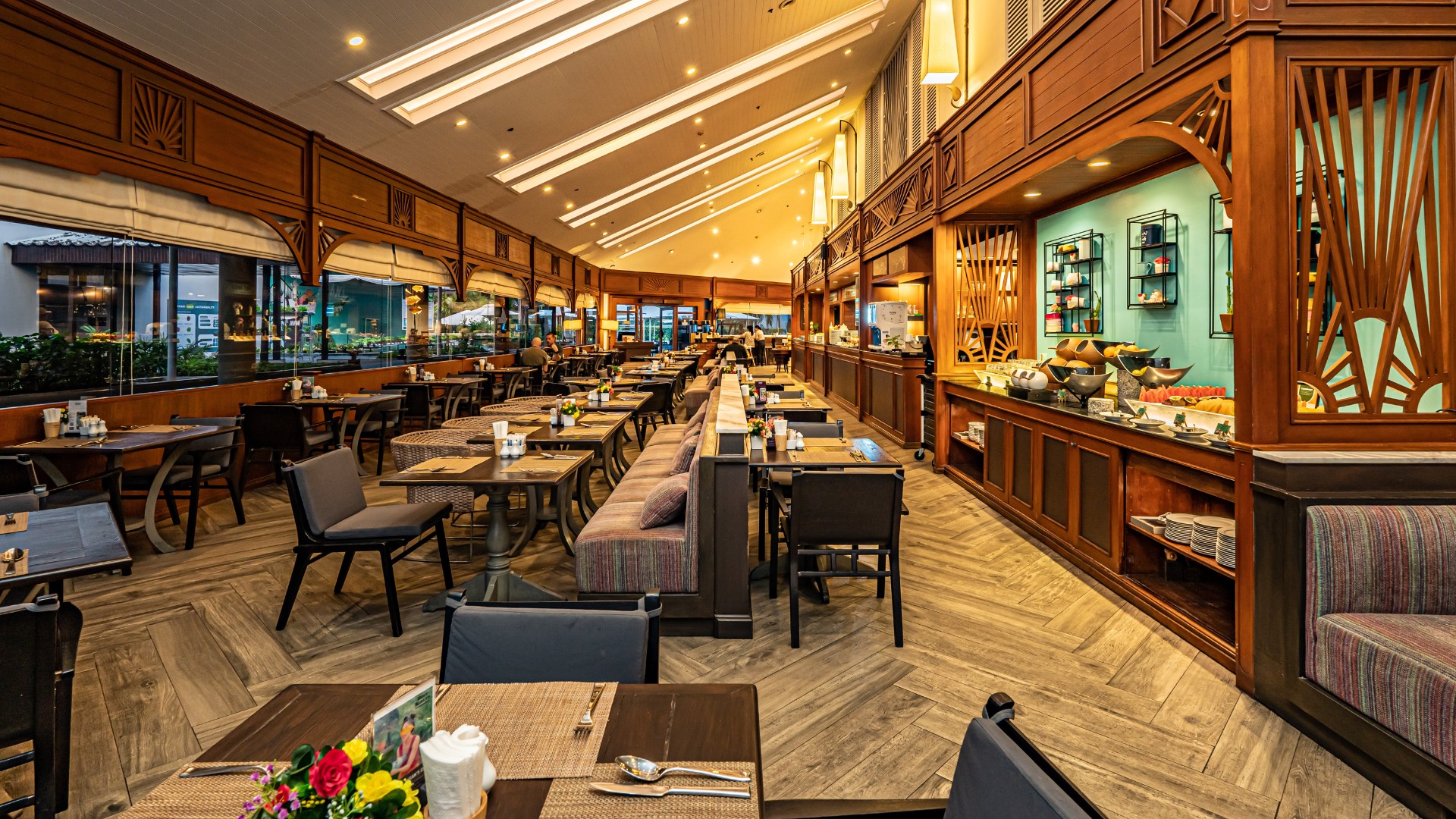 ホテルの朝食の雰囲気