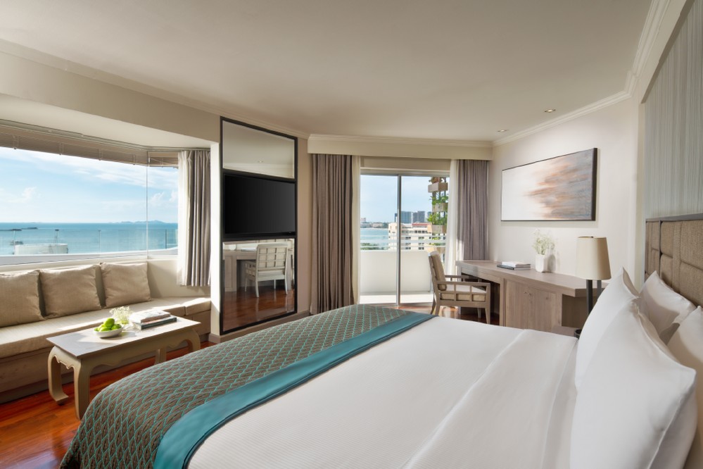 アヴァニ シービューコーナー スイート