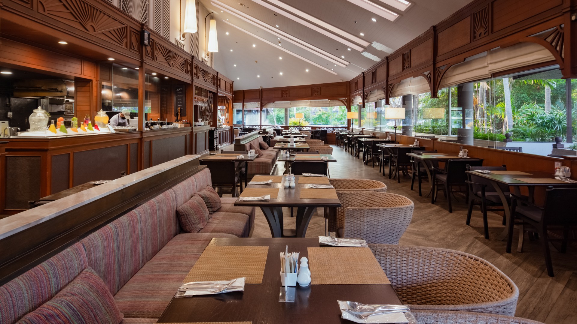 ホテルの朝食の雰囲気