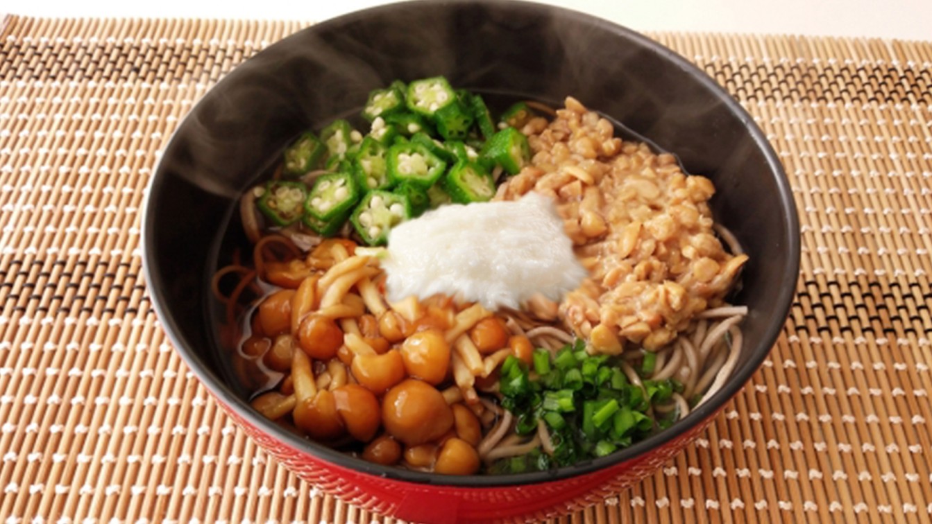 冷し蕎麦　ねばねばトッピング