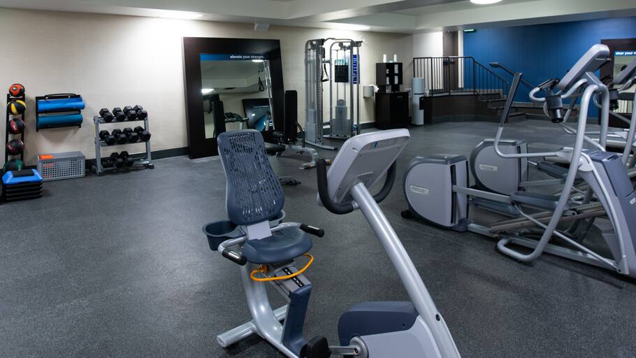 フィットネスセンター