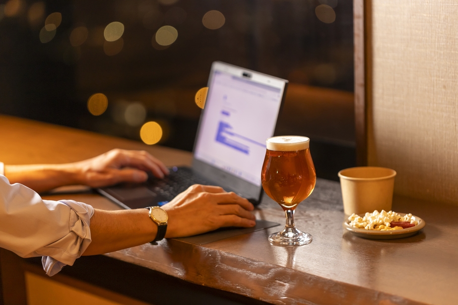 【ビジネスにも◎】商品券・QUOカード・セルフラウンジから選べる特典付き！お得に快適ステイ（朝食付）