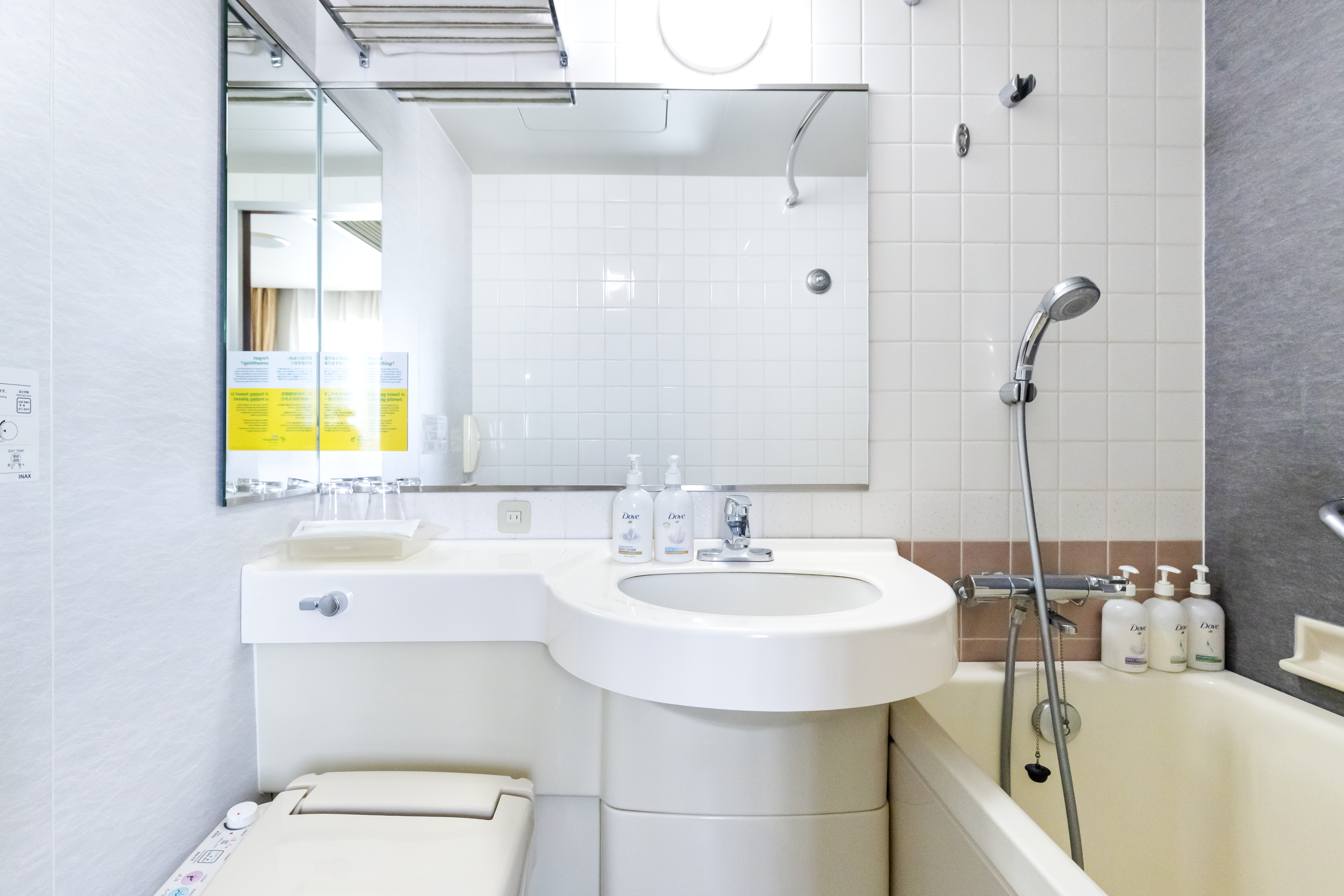 ユニットバスルーム