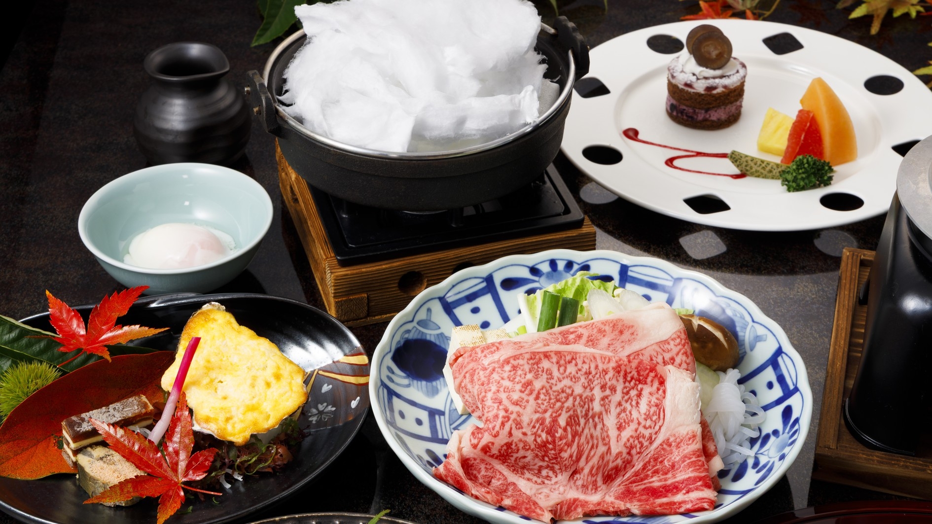 【飛天館】2026年9月10月料理長特選◆讃岐オリーブ牛の絹雲すき焼きとでんぷくの土瓶蒸し【個室食】