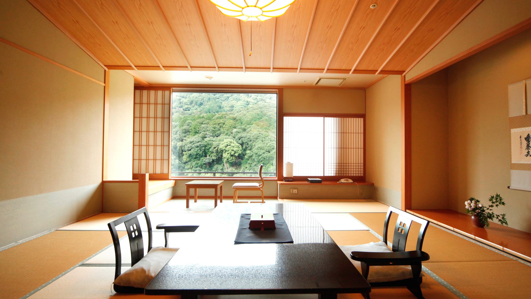 飛天館　12.5畳和室