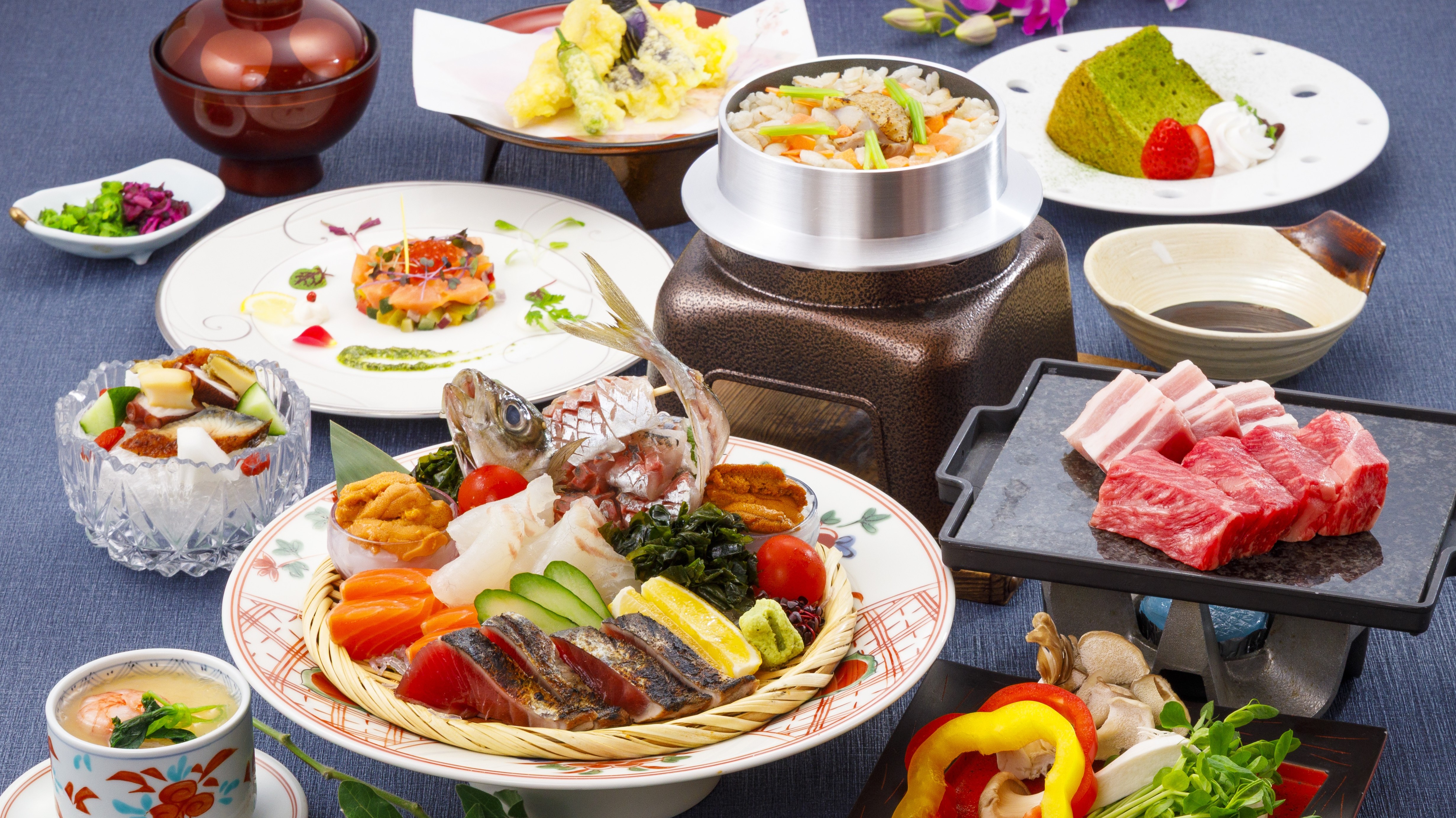 2026年春夏【旬彩会席】◆オリーブ豚と国産牛ロースの鉄板焼き、オリーブ地鶏釜飯