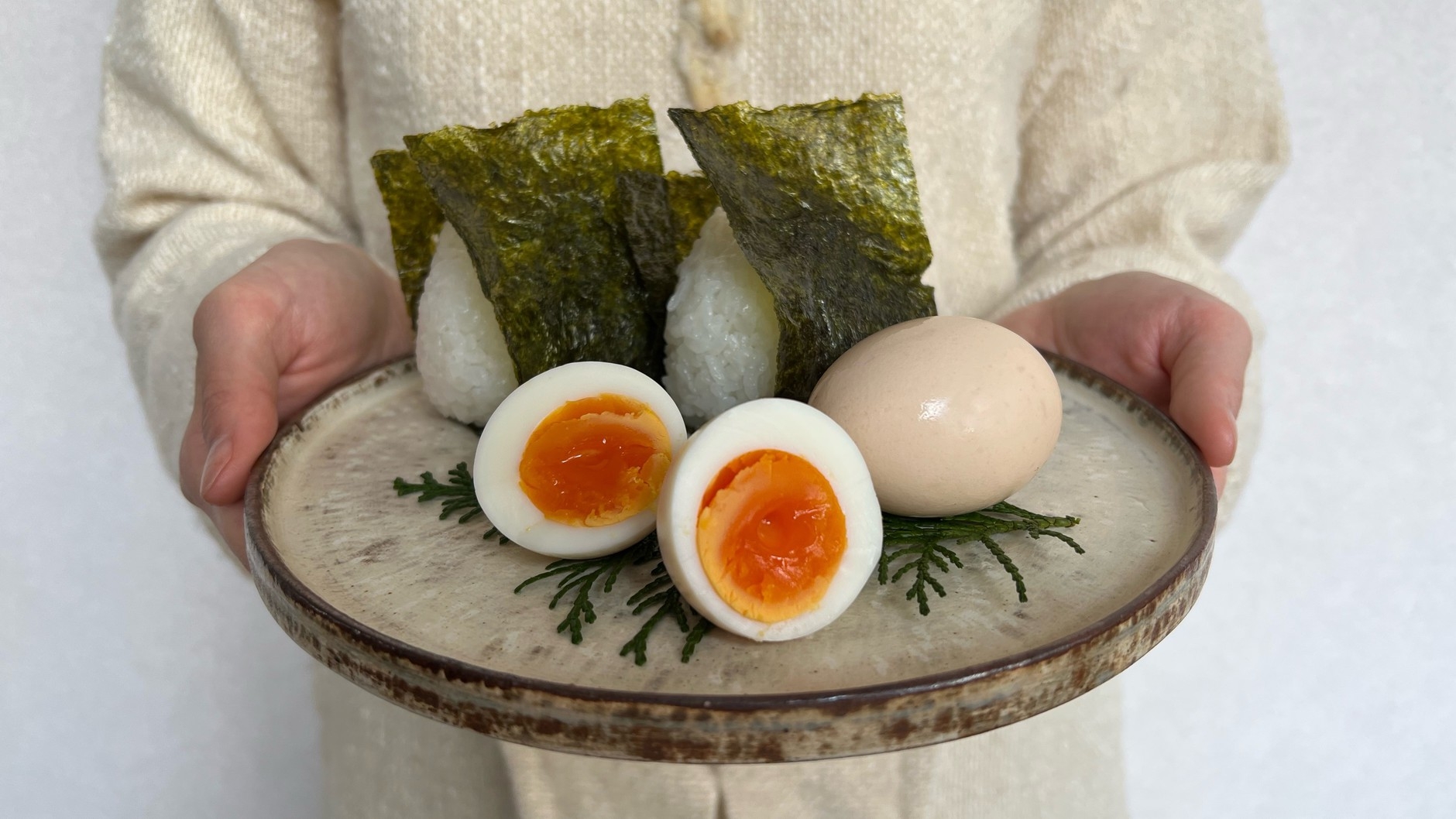 【期間限定】レイトチェックアウト１１時　おにぎりと温泉玉子の夜食付き　貸切温泉　■素泊りプラン