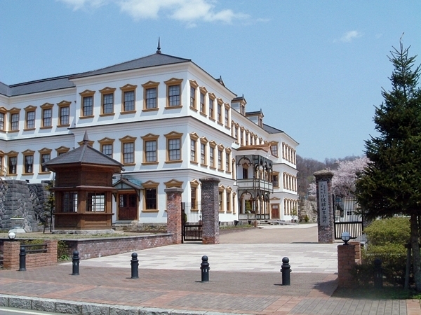 【楽しむ温泉旅】お芝居大好きの皆様必見！笑いと涙の人情観劇に感激！【施設利用料半額特典つき】