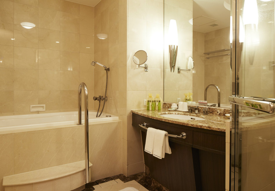 ■ Royal Suite Bathroom
