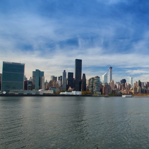 【イーストリバー】