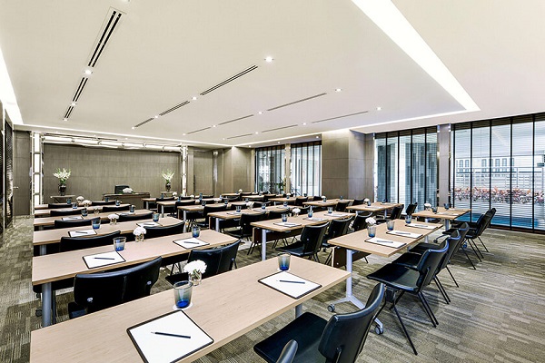 ミーティングルーム