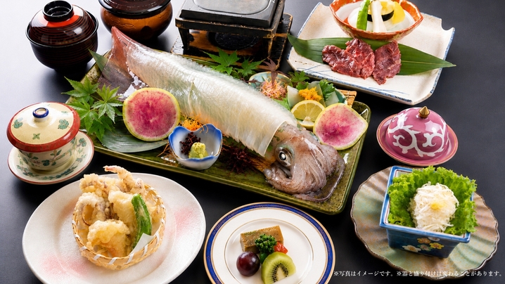 【2食付】≪6〜10月限定≫剣先イカ姿造り一杯付き！佐賀牛も味わう「佐賀牛剣先イカ物語」