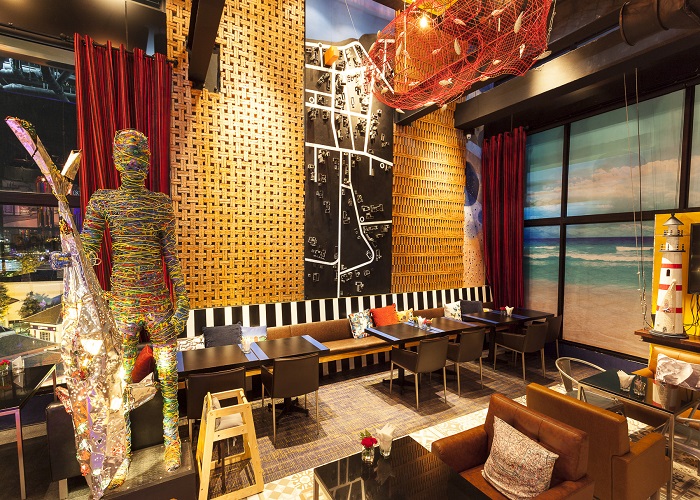 ダイニング＆バー