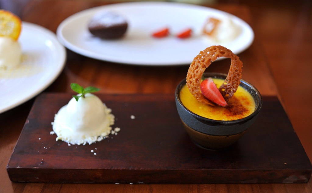 デザートメニュー（クリームブリュレ）一例