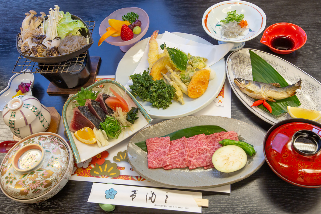 【夕食付き】土佐ならではのうつぼ・和牛会席〜土佐の郷土料理で高知を堪能〜（通年）