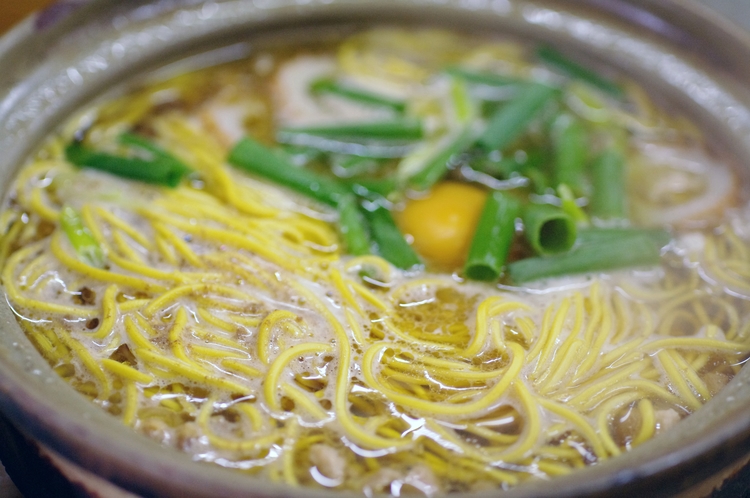 鍋焼きラーメン