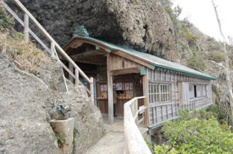 石廊神社