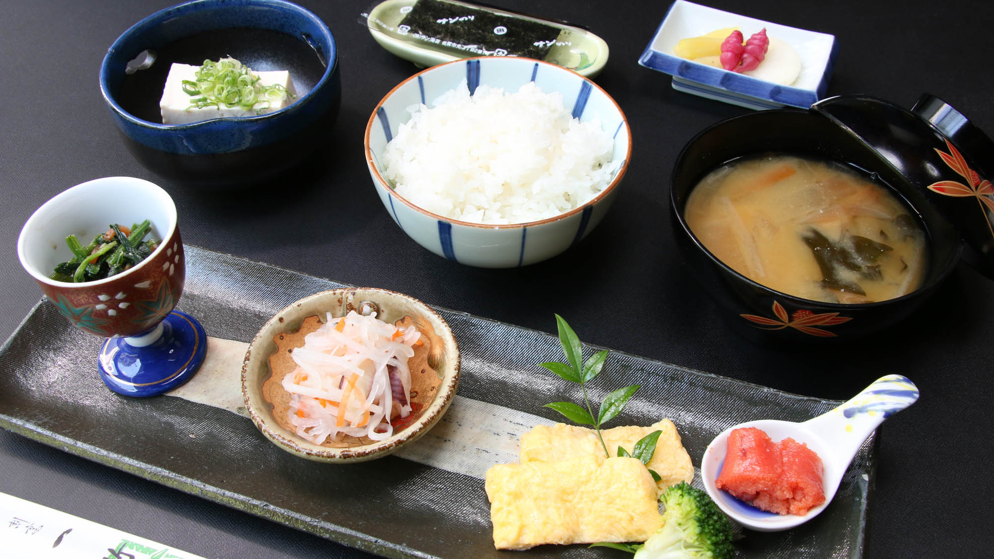 朝からチョイス♪割烹旅館「一竹」の朝御膳を召し上がれ♪嬉しい温泉入浴券付き♪