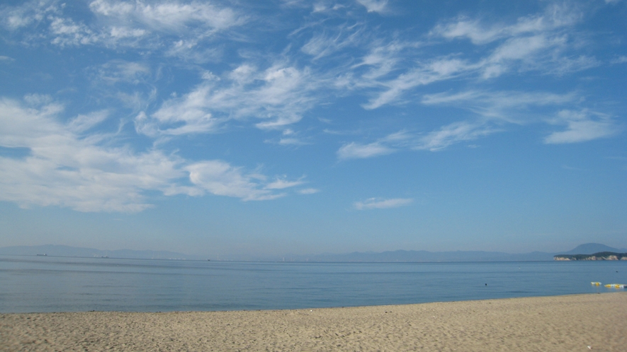 【住吉浜海水浴場】遠浅のビーチでお子様連れでも安心してご利用いただけます