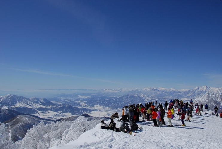 野沢温泉スキー場からの眺望