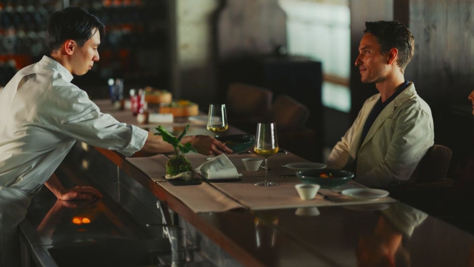 レストラン「okas」