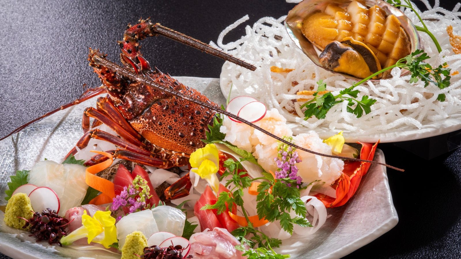 【贅沢２食付】伊勢海老 or アワビ◆至福のプレミアム海鮮ディナー┃2食付
