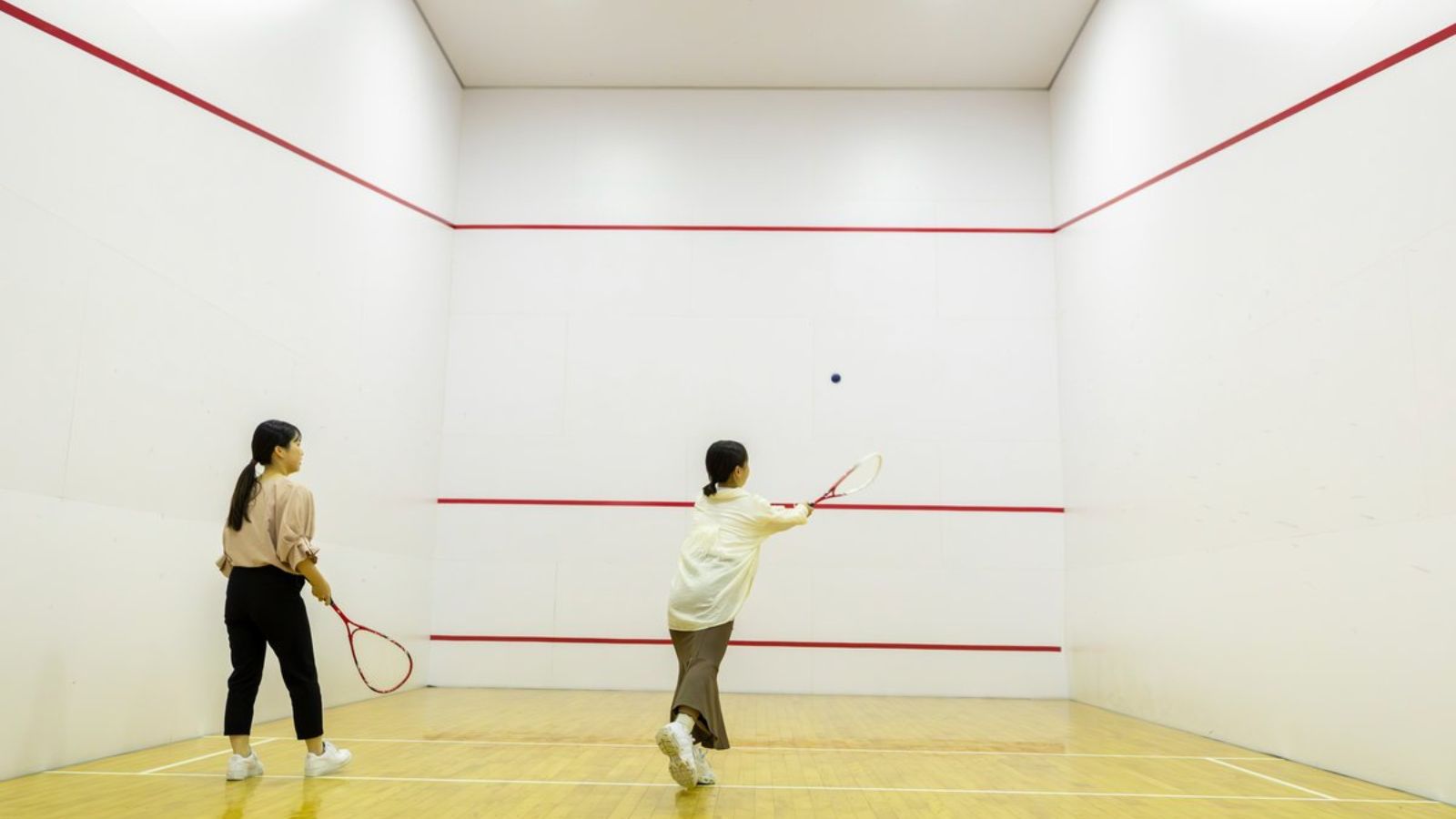 【スカッシュ】スカッシュコート（有料）他ではなかなかありません！