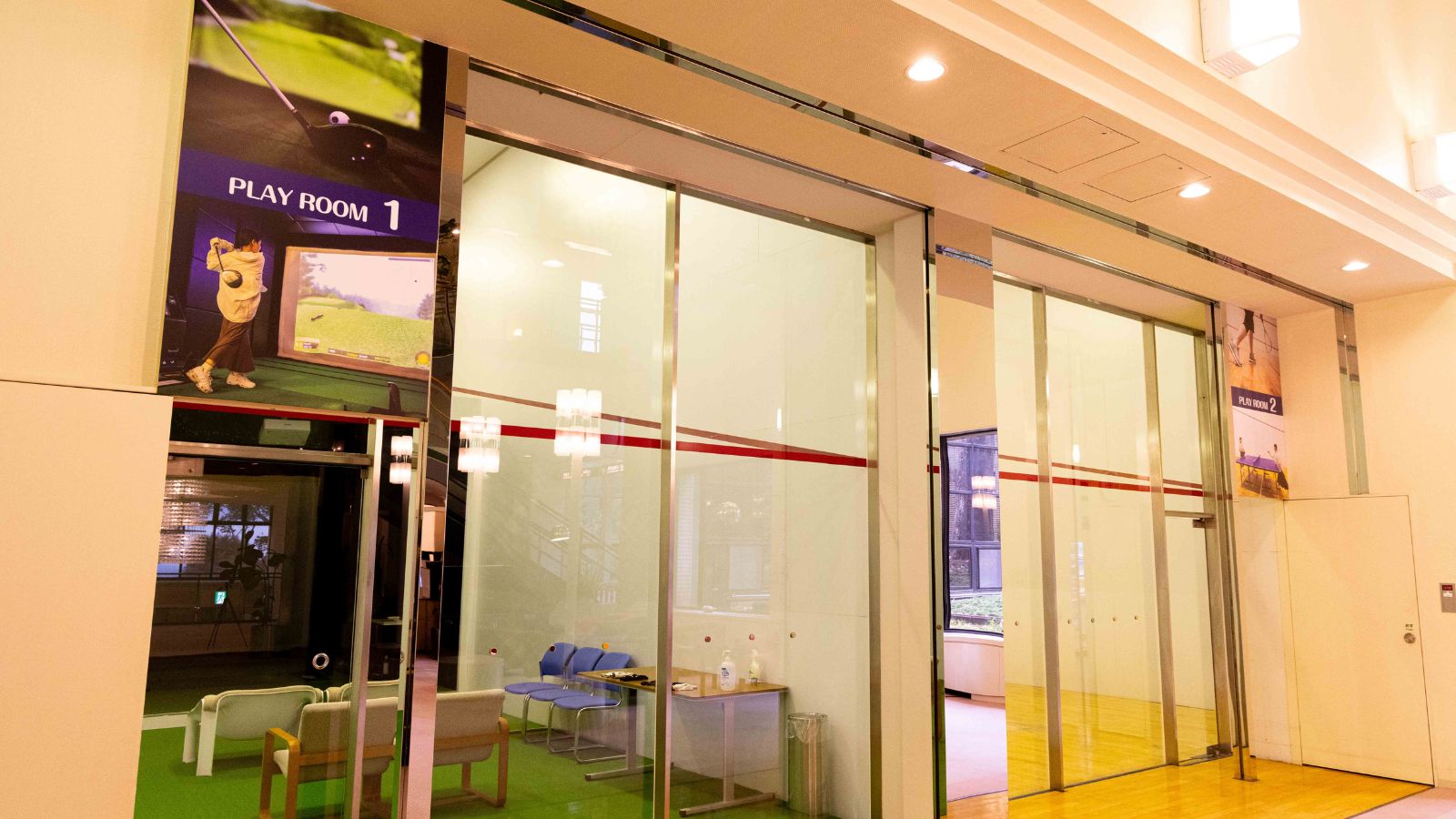 【ロビー】雨の日も楽しめる室内プレイルーム完備