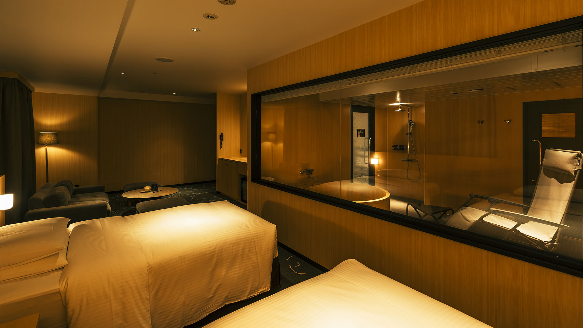 スパツインルーム