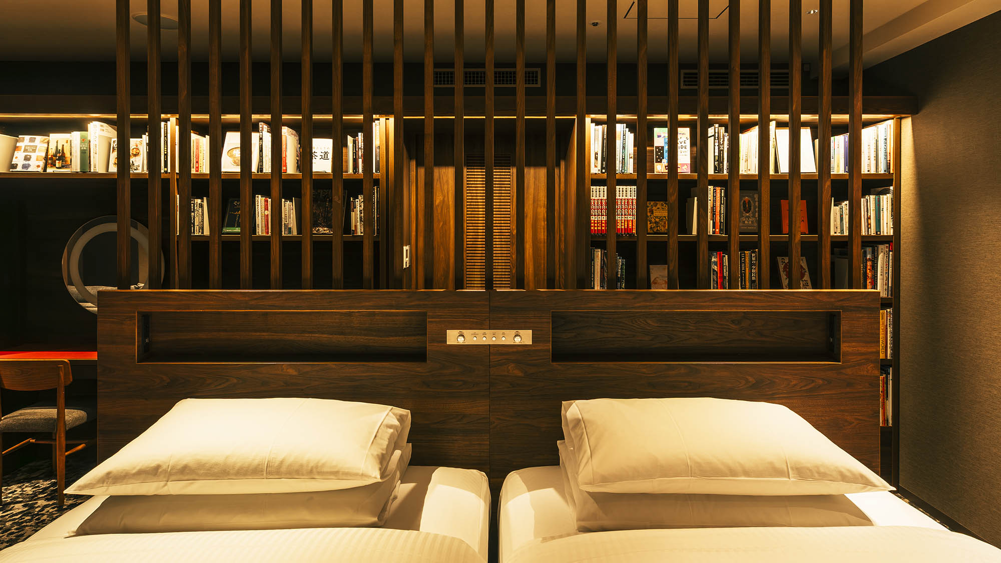 ザ・ロイヤルブックルーム