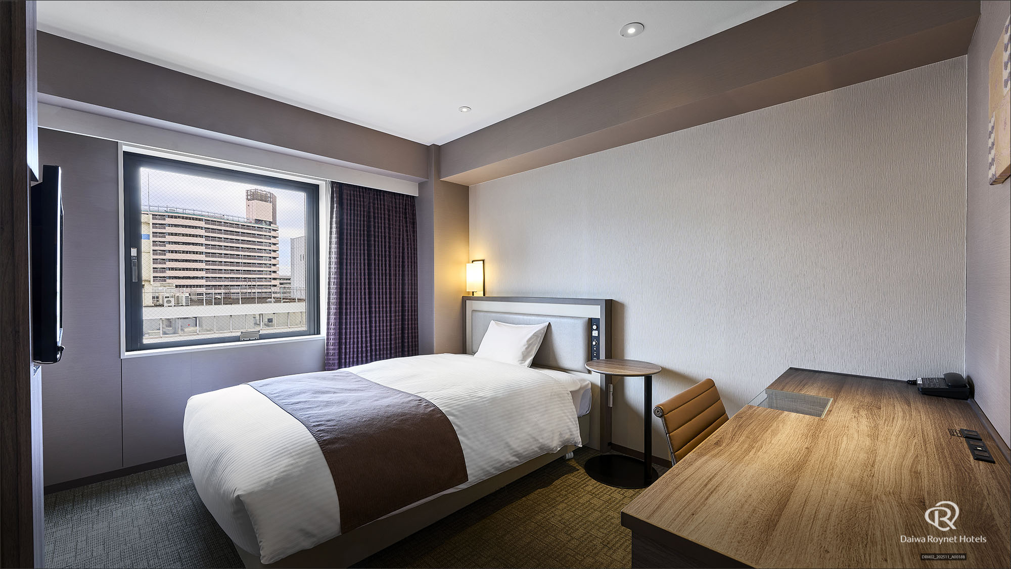 【リラックスルーム20㎡】ベッドサイズ140㎝&times;1台