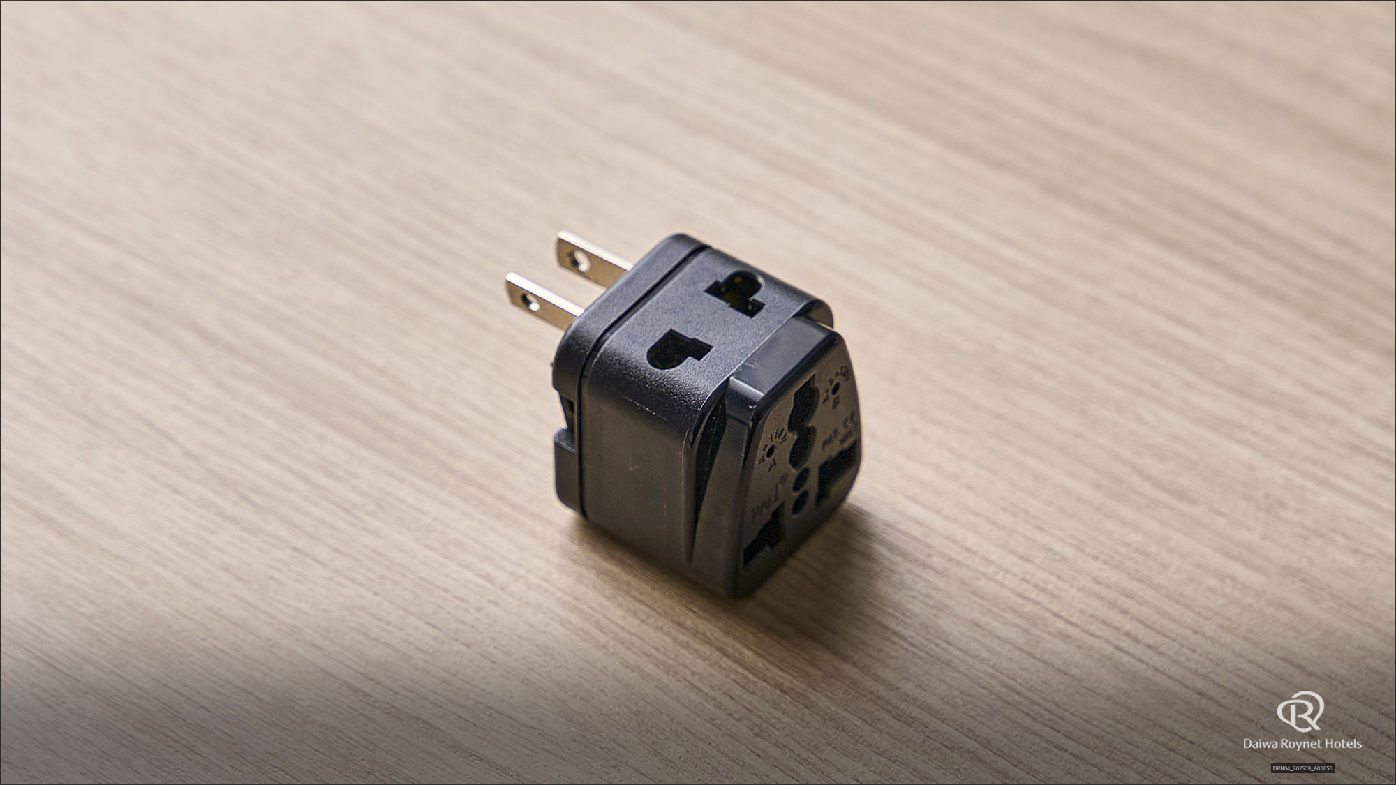 《貸出品》海外用変換プラグ