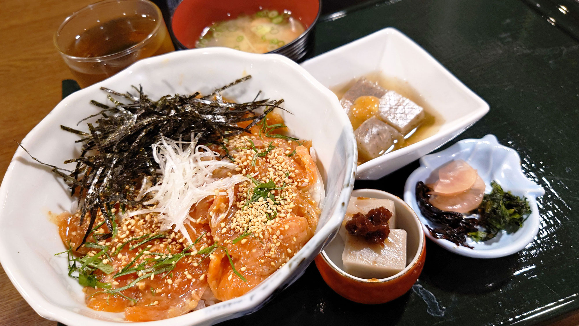 【お料理】北芸サーモン丼