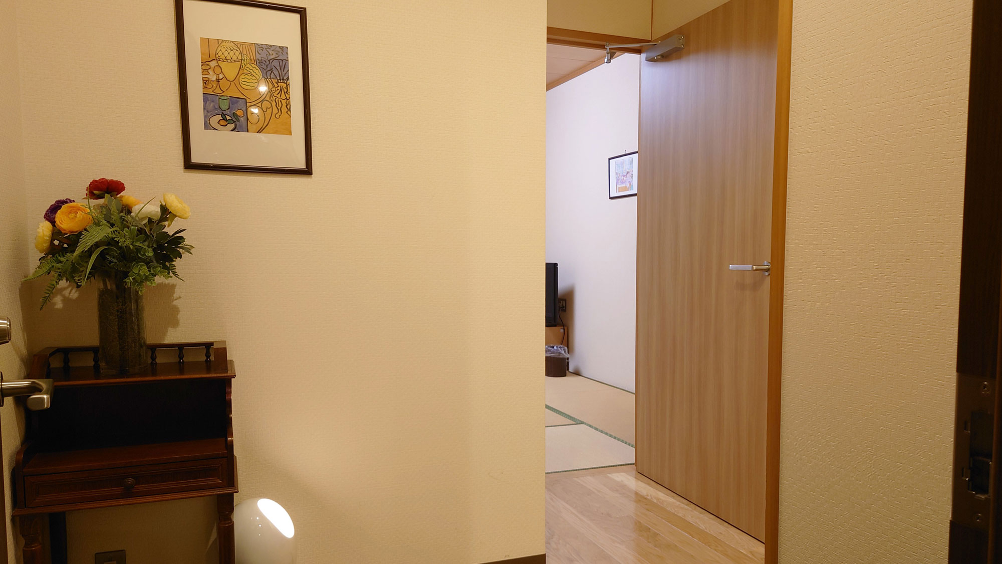 【和室９畳】入口