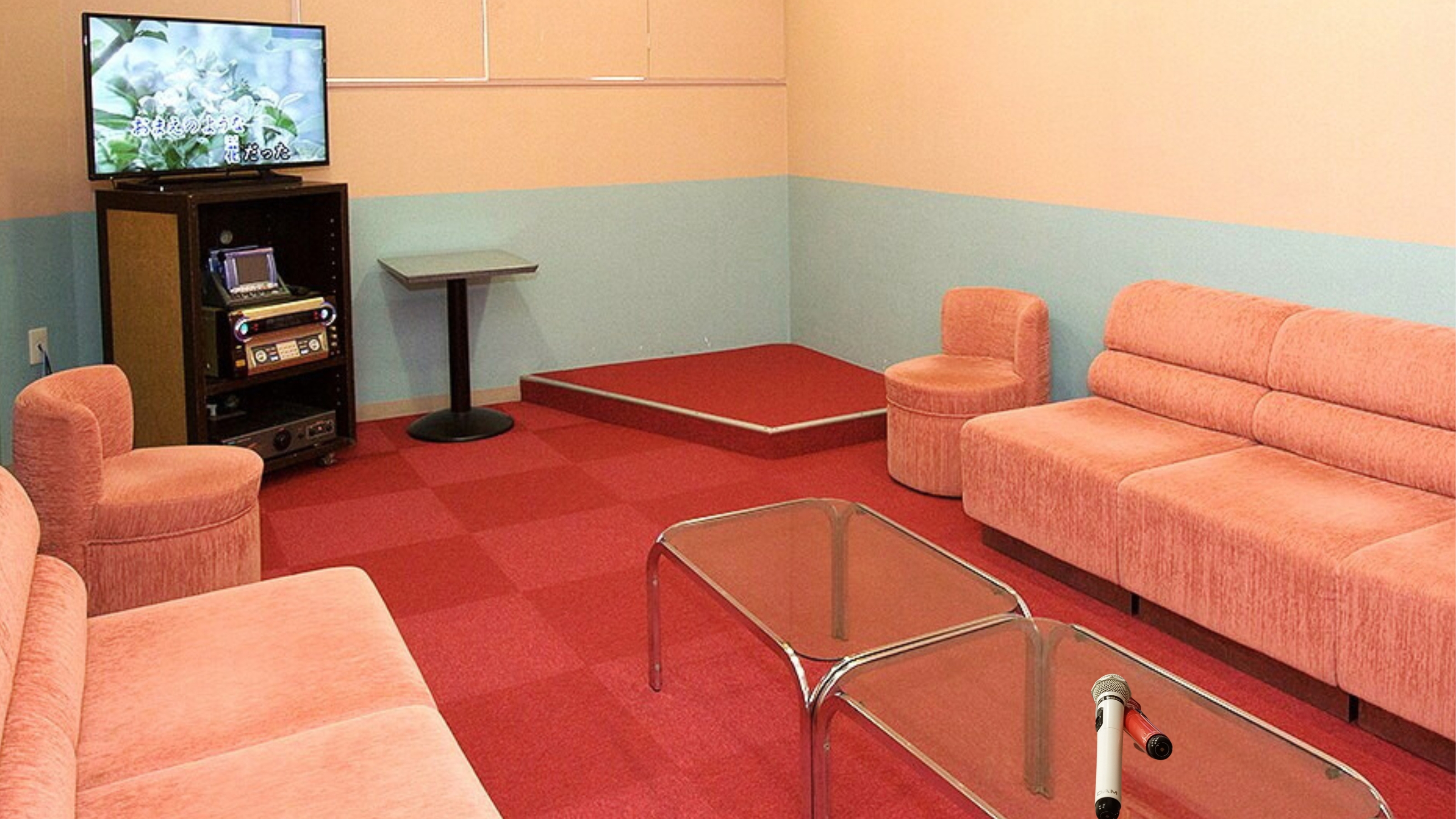 カラオケルーム（無料）※当日予約制