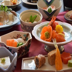 和会席膳の一例