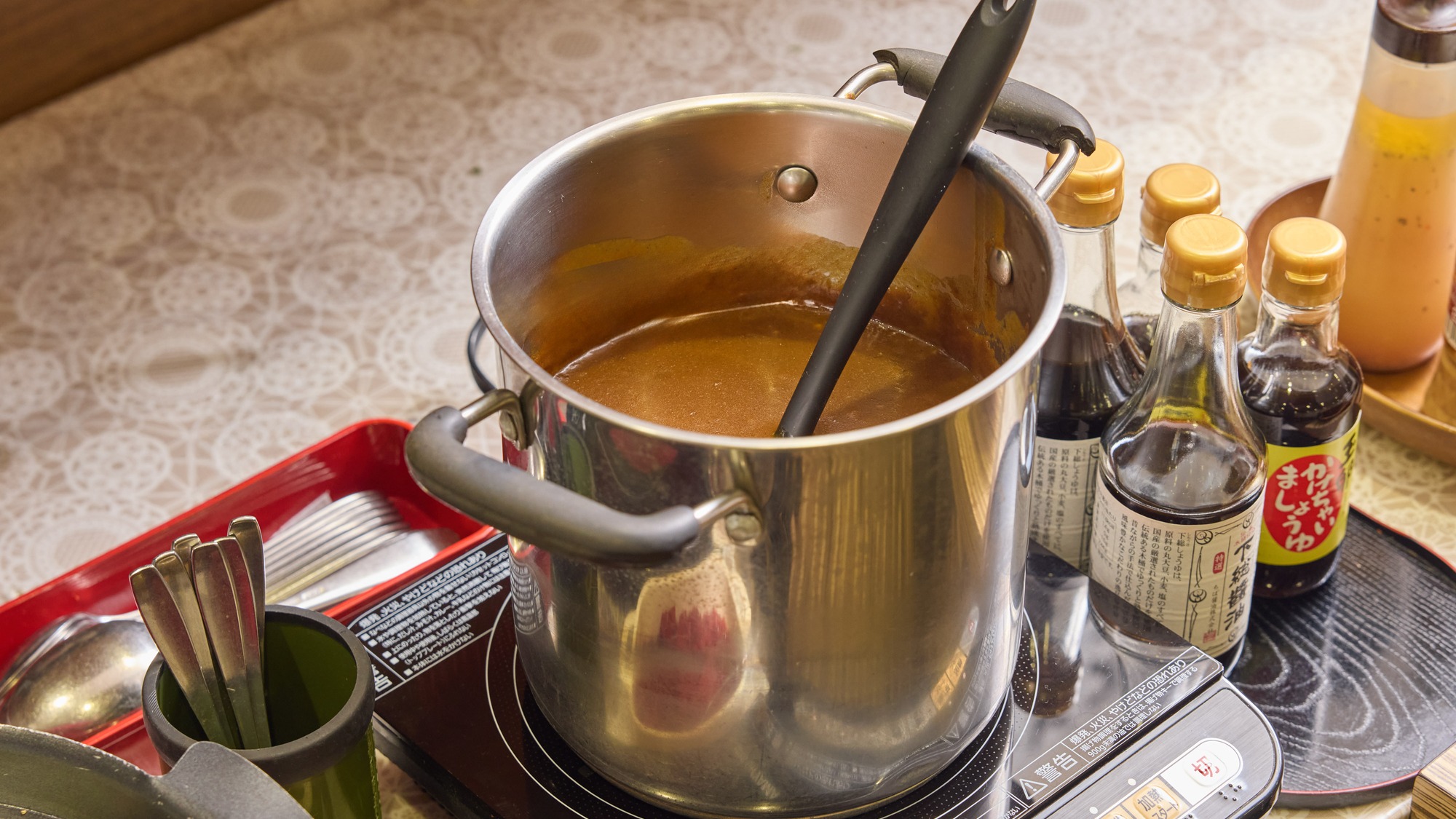 ・【ご朝食】じっくり煮込んだカレーも人気の品です