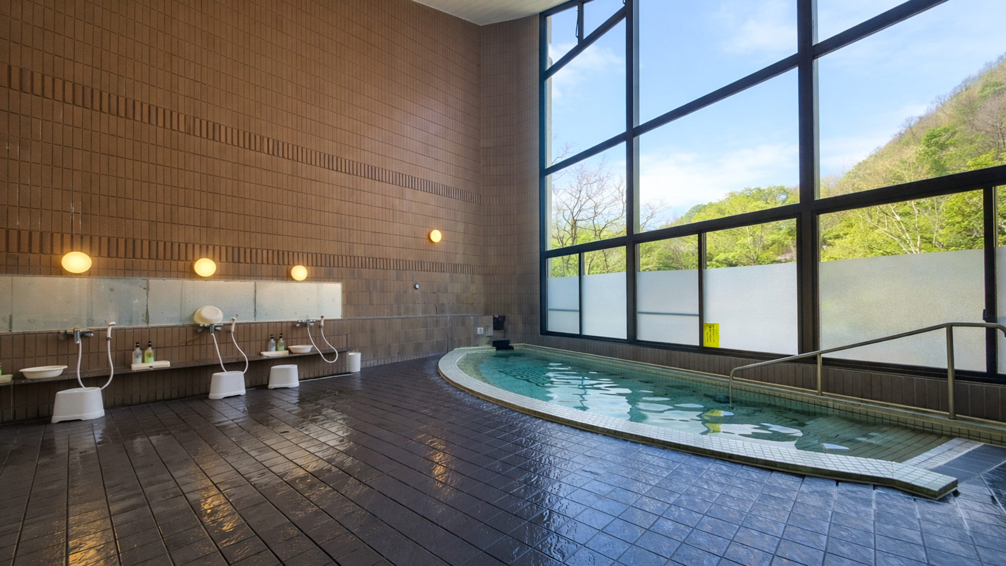 霊山人参の力を活かした湯